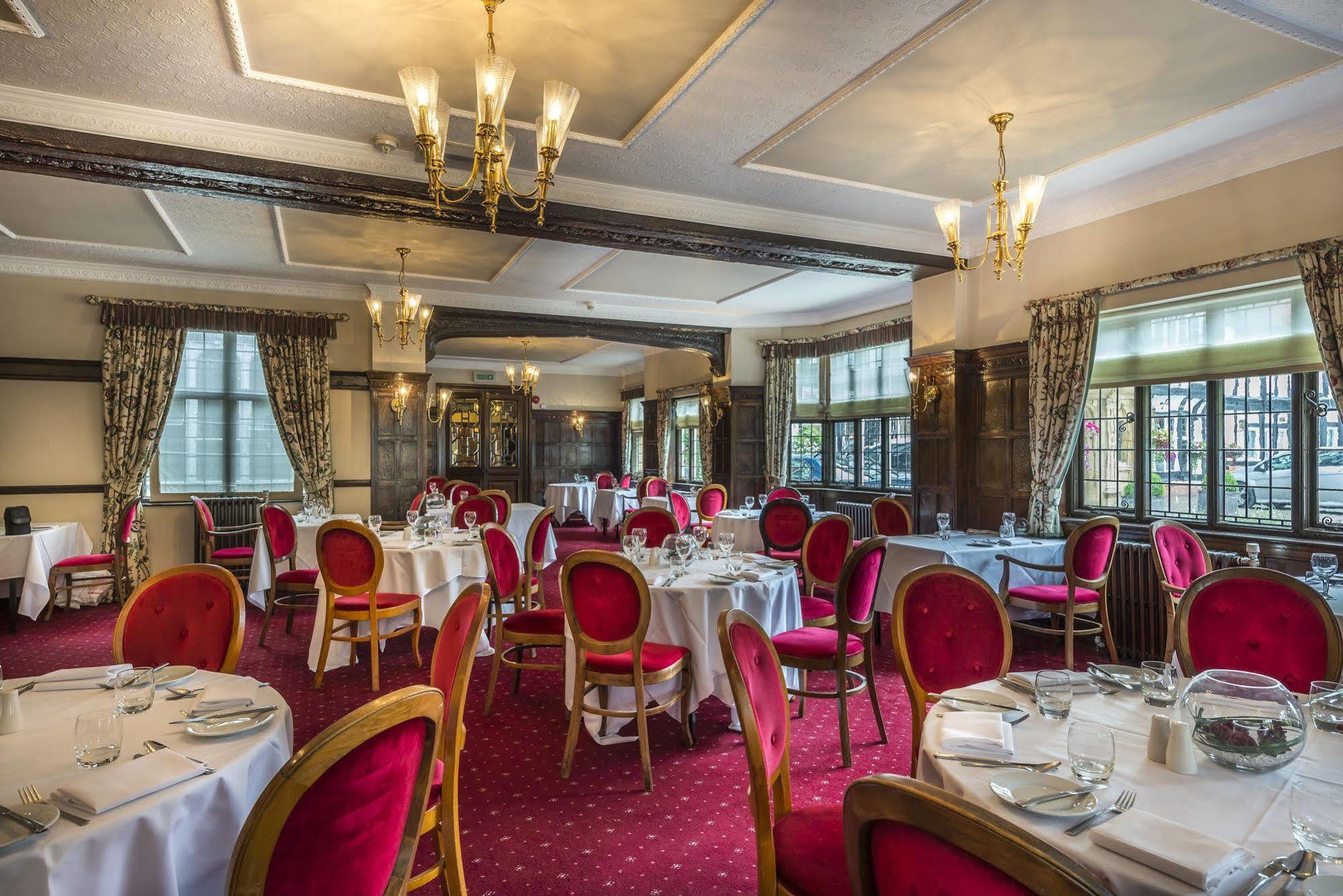 Petwood Hotel Вудхолл Спа Экстерьер фото
