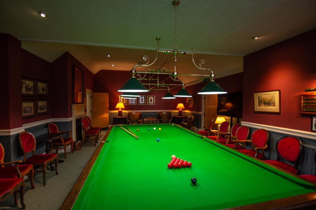 Petwood Hotel Вудхолл Спа Экстерьер фото
